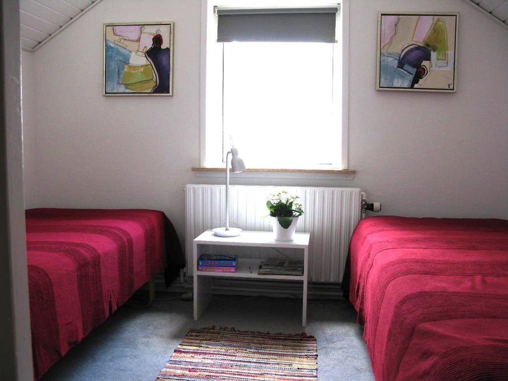 לינה וארוחת בוקר Almind Sysselbjerg Bed & Breakfast חדר תמונה